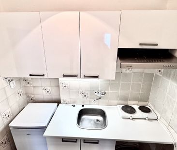 Pronájem bytu 1+1 28 m² - Photo 2