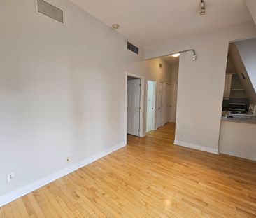 For Lease - 524 Yonge Street Unit# 300, Toronto, Ontario - Photo 2