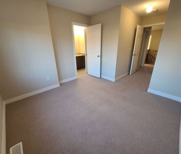 For Lease - 3937 Tufgar Crescent, Burlington, Ontario - Photo 5