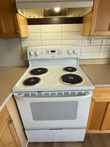 108 Mississaga Street W #D - Photo 4