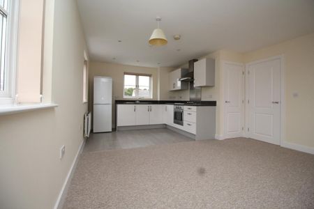 2 bedroom flat to rent - Photo 5