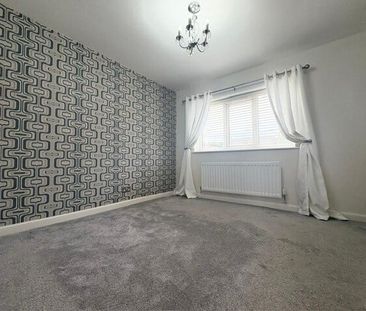 Ellesmere Road, BL3 - Photo 1