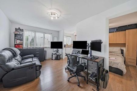 Glenville Grove, London, SE8 - Photo 3