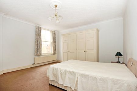 4 bedroom apartment to rent - Photo 5