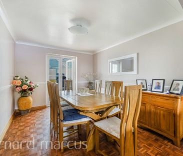 Spencer Close, Epsom - Photo 1