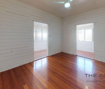 2/281 Campbell Street, Rockhampton City, Qld 4700 - Photo 1