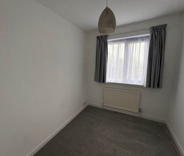 Worle, Weston-super-Mare, North Somerset - Photo 4