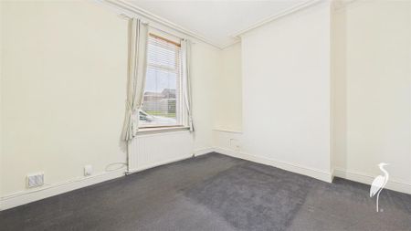 2 bedroom cottage to rent - Photo 2