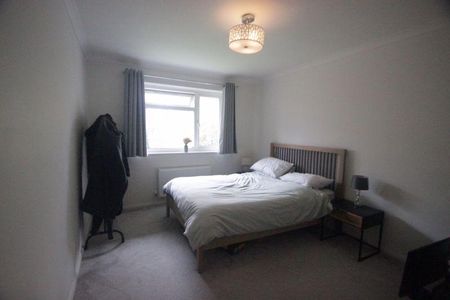1 bedroom property to rent - Photo 2