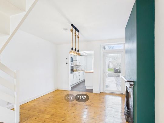 3 bedroom property to rent - Photo 1