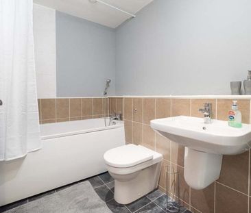 The Plaza Building, Glasgow, G42 - Photo 5