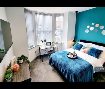 1 bedroom in a house share to rent - Photo 5