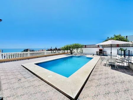 Alquiler de casa o chalet independiente en Camino del Amocafre, 34 b - Photo 3