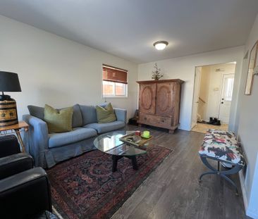 For Lease - 557 College Avenue, Orangeville, Ontario - Photo 1