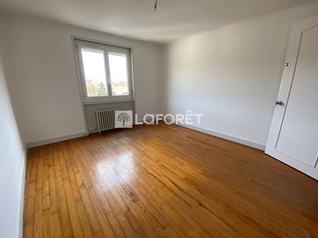 Apartment - Photo 2