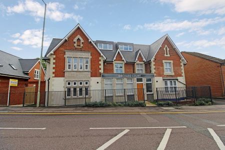 2 bedroom apartment to rent - Photo 4