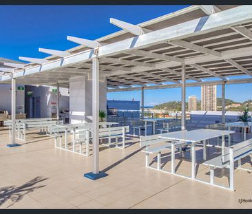 MODERN APARTMENT WITH MASSIVE PRIVATE OUTDOOR DECK - Photo 5