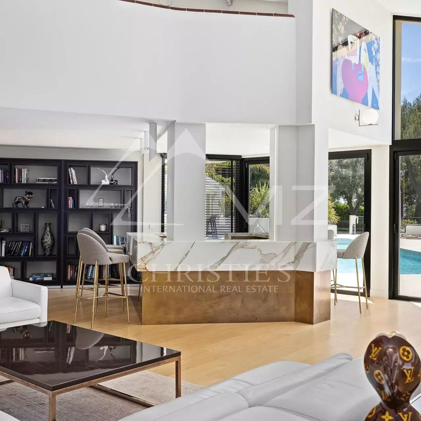 MOUGINS RESIDENTIEL - VUE COLLINES ET VILLAGE - Photo 1