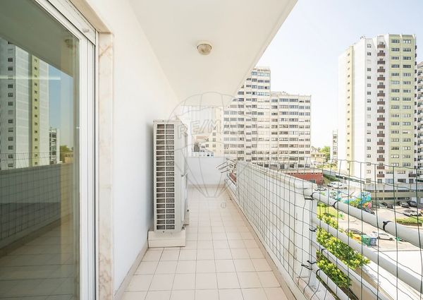 Apartamento T4 em Lisboa