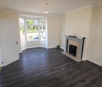 Stanton Road, Staffordshire, Burton upon Trent, DE15 - Photo 1