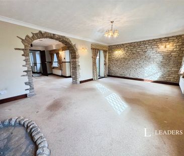 3 bedroom house to rent Bridge Street, Deeping St. James, Peterboro... - Photo 2