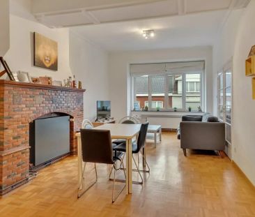 Karaktervol appartement in hart van Sint-Truiden - Photo 1