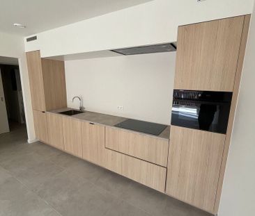 Appartement te huur in Overpelt voor € 890 met 1 slaapkamer - Photo 3