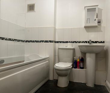 2 bedroom apartment to rent - Photo 6