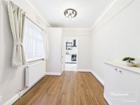 4 bedroom bungalow to rent - Photo 3