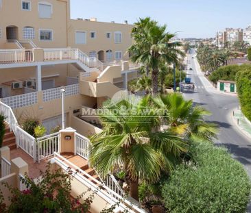 Amazing 3 bedroom house for rent in Campoamor. - Photo 6