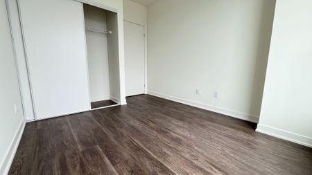 For Lease - 2 David Eyer Road Unit# 633, Richmond Hill, Ontario - Photo 5