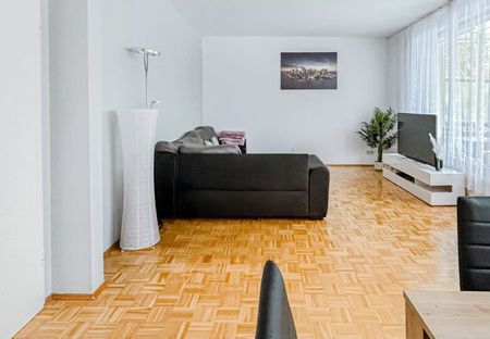 Großzügige 2-Zimmer-Hochparterre-Wohnung in ruhiger Lage - Photo 4