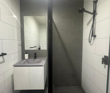 Low-Maintenance Living in the Heart of West Lakes - Photo 5