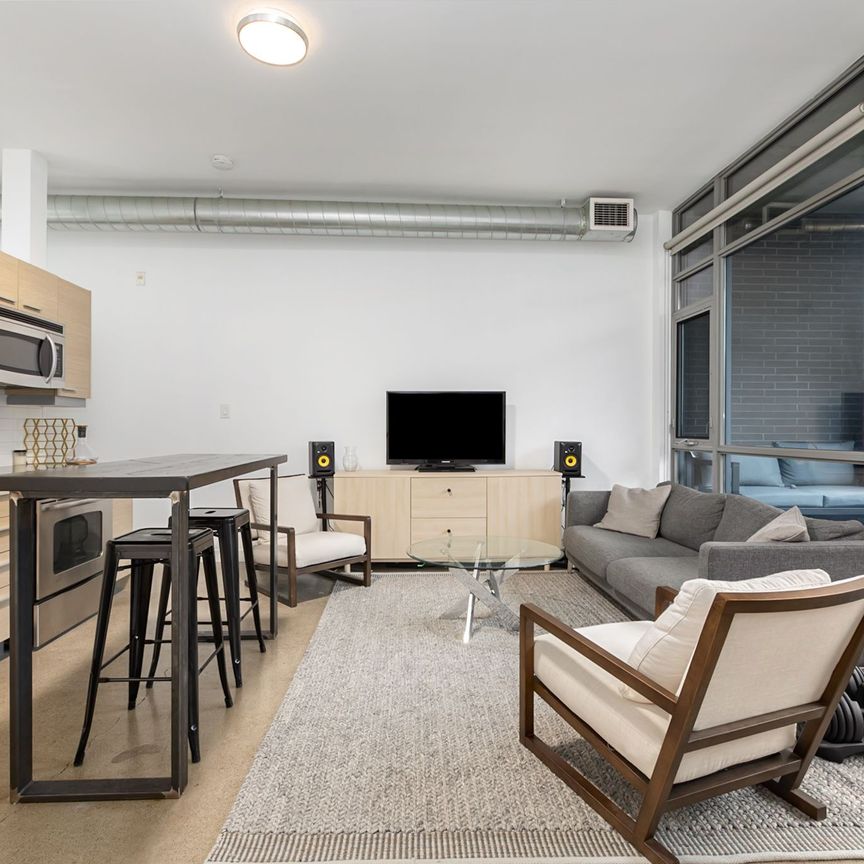 For Lease - 569 King Street Unit# 201, Toronto, Ontario - Photo 1