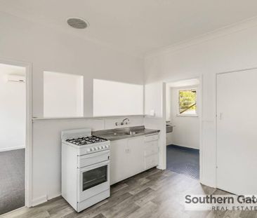 Charming 2-Bedroom Home in Calista - Photo 2