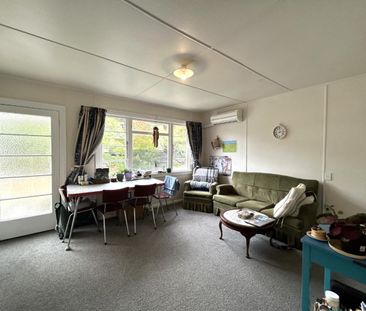 Warm 1 Bedroom + Office Home Close to Nelson City - Photo 2