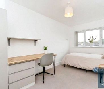 Bellcote Drive, Moldgreen, Huddersfield, HD5 - Photo 3