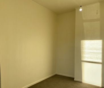 9A Ross Street, Kilbirnie - Photo 3