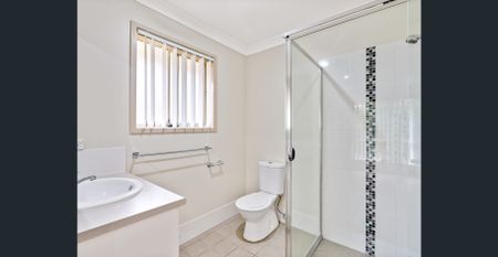 Spacious 4 Bed Family Home - Photo 3