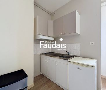 Location Appartement 1 pièce 20m² ST LO 50000 - Photo 1