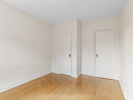 For Lease - 8 Mallory Gardens Unit# 27, Toronto, Ontario - Photo 3