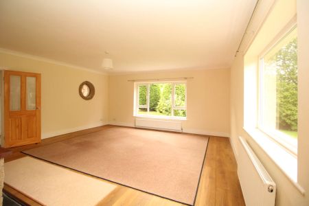3 bed detached bungalow to let in Ingoe, Newcastle upon Tyne, Northumberland, NE20 - Photo 2