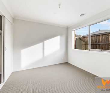 NEAR-NEW CLYDE HOME! - Photo 2