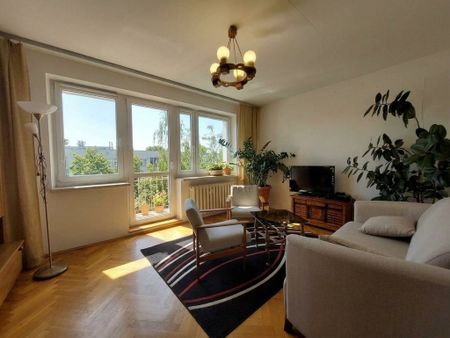 Mieszkanie 4 pokoje Stegny 63.7 m² – zdjęcie 2