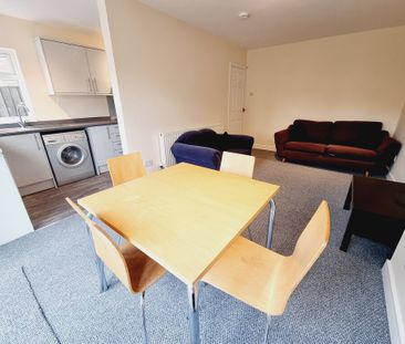 4 Bed Student Accommodation - Photo 1