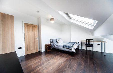 Estcourt Avenue, Headingley, Leeds - Photo 2