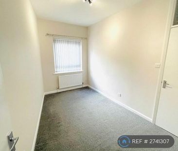 2 bedroom end of terrace house to rent - Photo 5