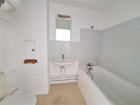 Location appartement 1 pièce - 22.13m² à Clermont-ferrand (63000) - Photo 2