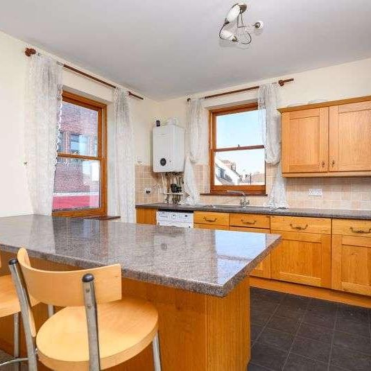 Bridge Street, Walton-on-thames, KT12 - Photo 1