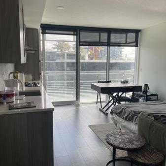 1-Bedroom Apartment for Rent: Arc Building, Vancouver - Photo 3